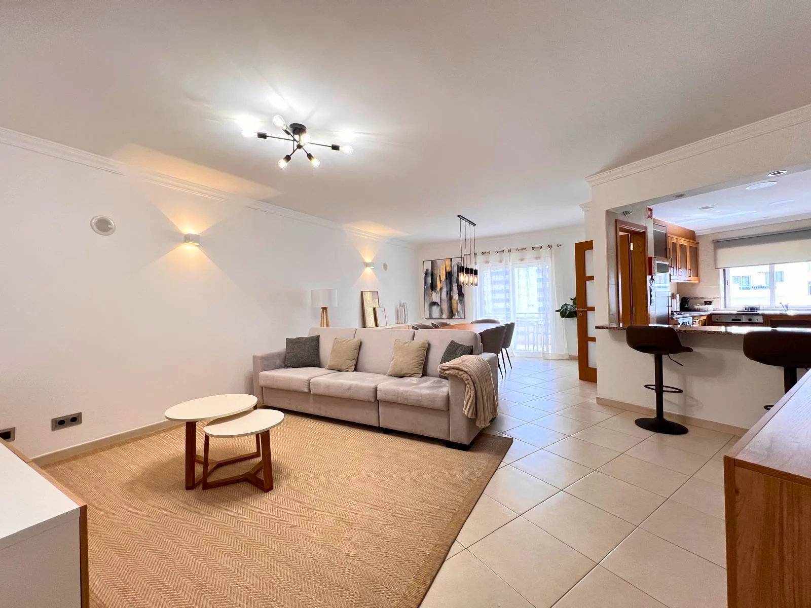 Timeless Beach IV — interior 5
